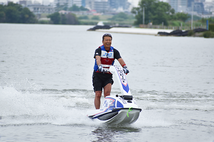 Kawasaki js550 無慈悲 ジェットスキー 