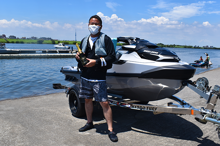 Sea-Doo GTX LIMITED 300 納艇