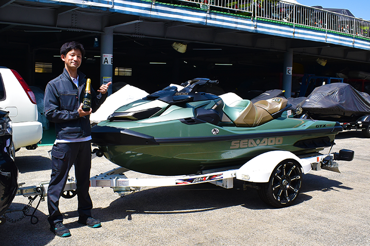 M様 Sea-Doo GTX LIMITED 300 納艇 / 船舶免許の取得・新艇中古艇販売 